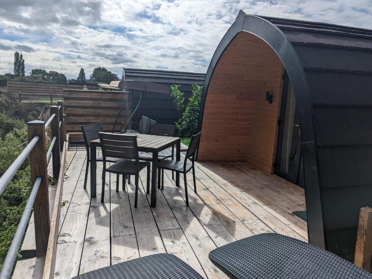 Peacock Lake Glamping Villa Nottingham Habitación foto