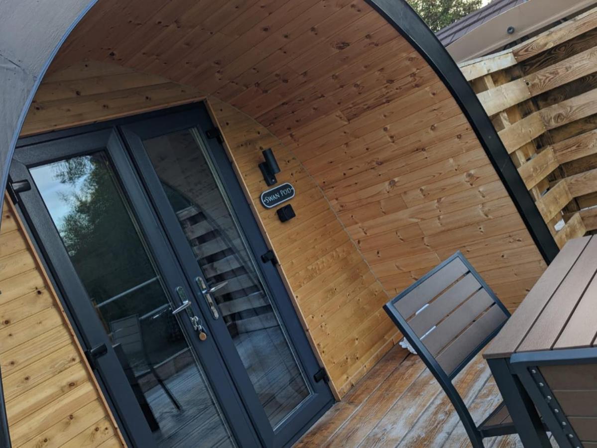 Peacock Lake Glamping Villa Nottingham Habitación foto